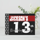 第13男の子の赤く白い黒Y118のための誕生日のモダン 招待状 (スタンド正面)