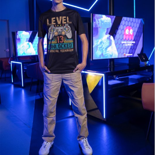 第13誕生日ギフト少年レベル13ロック解除公式 Tシャツ