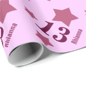 第13 10代のな誕生日は名前をカスタムするV19のピンクを主演します ラッピングペーパー (ロールコーナー)