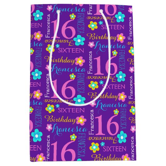第16誕生日紫ピンクイエローアクア名前をカスタムする ミディアムペーパーバッグ (正面)