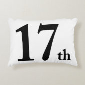 第17この数は誕生日または何か他のもののためです アクセントクッション (正面)