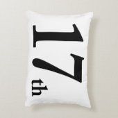 第17この数は誕生日または何か他のもののためです アクセントクッション (裏面(縦))