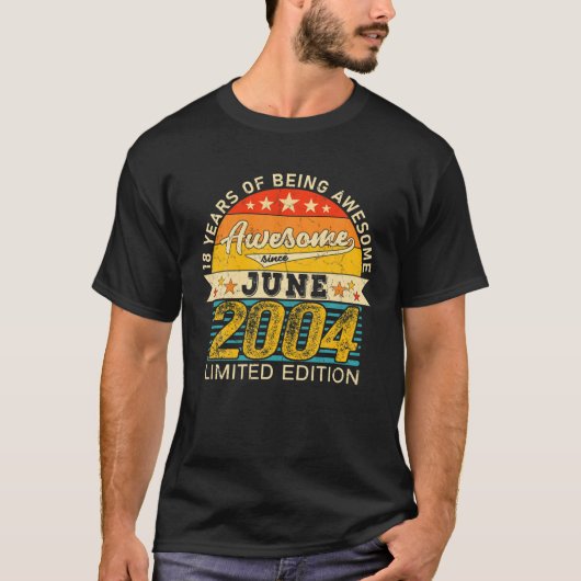 第18誕生日2022年6月18年2004年生まれ限数 Tシャツ (正面)