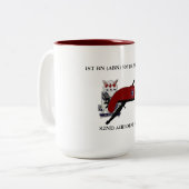 第1 BN. (ABN)の505TH歩兵は襲います ツートーンマグカップ (正面左)