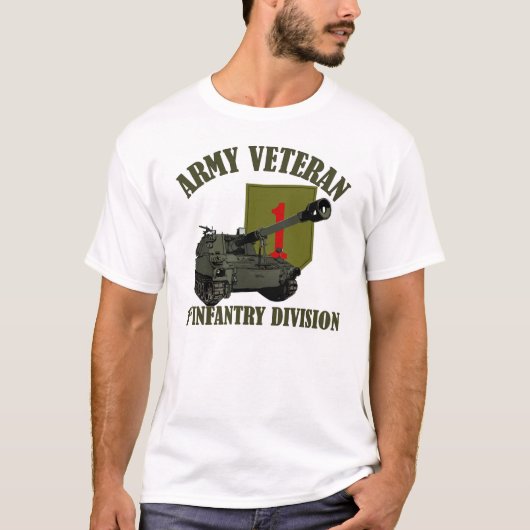 第1 IDの退役軍人- M109曲射砲 Tシャツ (正面)