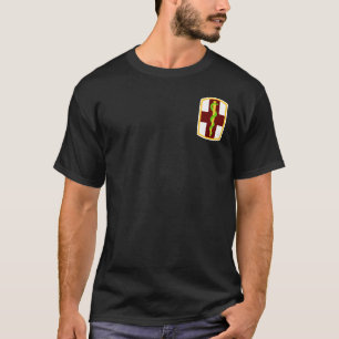 第1 MedのBdeの肩パッチ Tシャツ