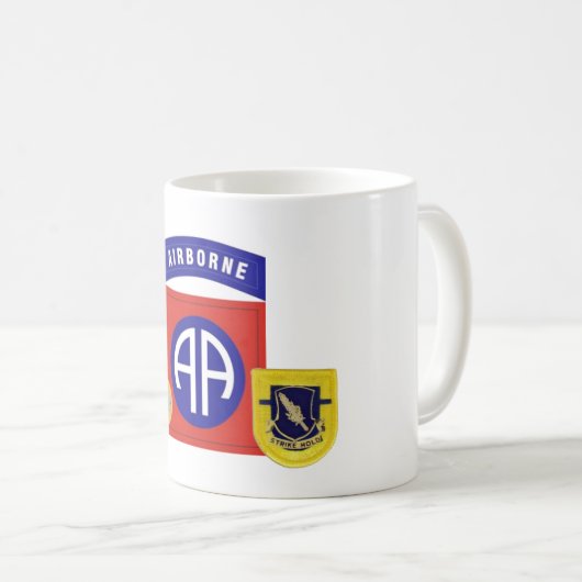 第1 ST BN 504歩兵第82機搭載MUG コーヒーマグカップ (正面右)