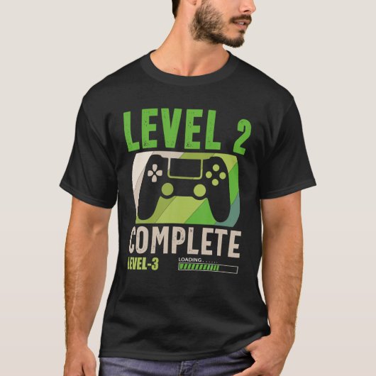 第2レベルの完全な第3レベルの2回目の誕生日ビデオを読み込み中 Tシャツ (正面)