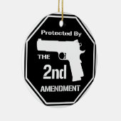 第2修正(黒い) .pngによって保護される セラミックオーナメント (右)