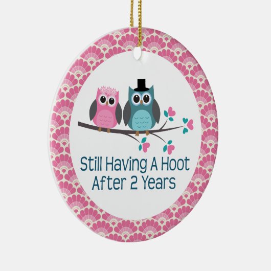 第2記念日のフクロウの結婚記念日のギフト セラミックオーナメント (右)