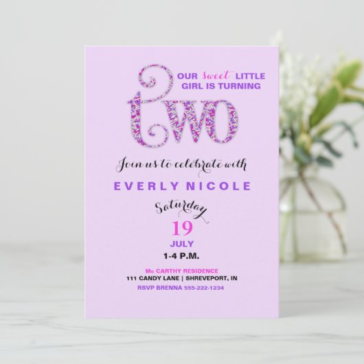 第2誕生日ラベンダーパープルピンクの振り掛け 招待状 (スタンド正面)