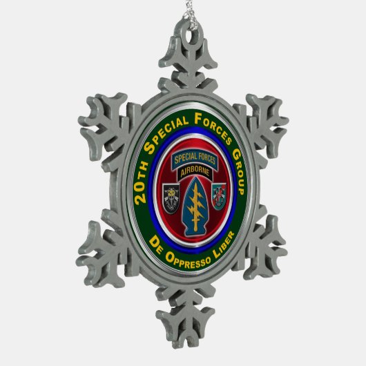 第20期特殊部隊グループ スノーフレークピューターオーナメント (左)