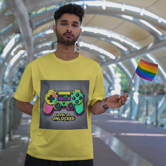 第20誕生日T男性へ型 Tシャツ