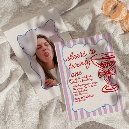第21回赤い手描きシャンパンガラス写真誕生日 招待状