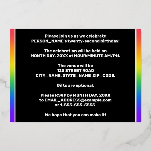 第22回誕生日パーティー:おもしろいカラフル、レインボーパターン 箔招待状 (裏面)