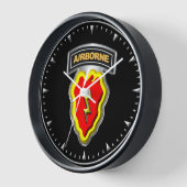 第25歩兵師団空挺部退役軍人 壁時計 (傾斜)