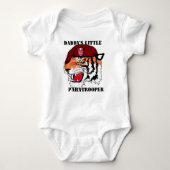 第27エンジニアの大隊のお父さんの小さい落下傘兵 ベビーボディスーツ (正面)