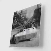 第27 1917年3月:  装甲車両の艦隊 スクエア壁時計 (傾斜)