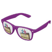 第29蝋燭が付いているお誕生日ケーキ レトロサングラス (アングル)