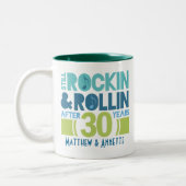 第29記念日のパーソナライズなマグのギフト ツートーンマグカップ (左)