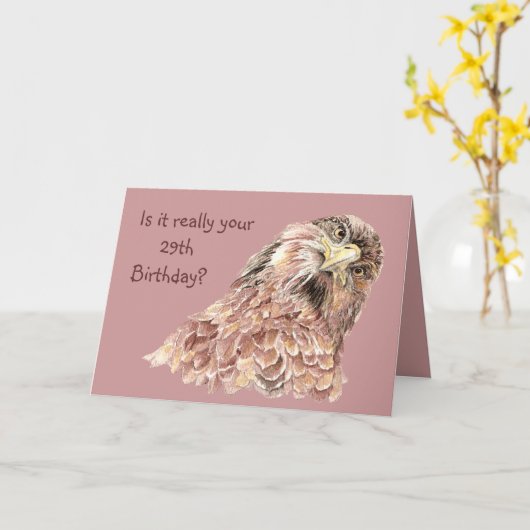 第29誕生日のおもしろいなか侮辱のかわいく好奇心が強い鳥 カード (黄色い花)