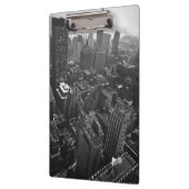 第2 1961年5月:  ニューヨークのクライスラの建物 クリップボード (左)