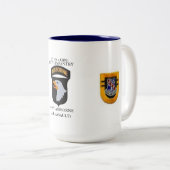 第2 BN. (ABN)の327TH歩兵101ST ABNのマグ ツートーンマグカップ (正面右)