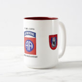 第2 BN. (ABN)の505TH歩兵は襲います ツートーンマグカップ (正面右)