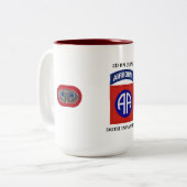 第2 BN. (ABN)の505TH歩兵は襲います ツートーンマグカップ (正面左)