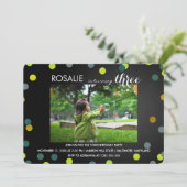 第3の誕生日パーティー|黒板紙吹雪写真 招待状 (スタンド正面)