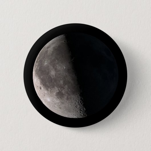 第3四期月 缶バッジ (正面)