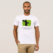 第3日、….そして第3日に、彼の電池は死にました Tシャツ (正面フル)