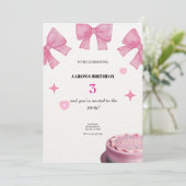 第3誕生日招待状 – かわいい&カスタマイズ可能なパーツ 招待状 (スタンド正面)