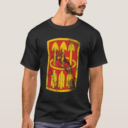 第30空軍砲兵旅団パッチ第30ADA Tシャツ (正面)