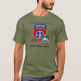 第313期軍隊知能BN82機上空T市 Tシャツ