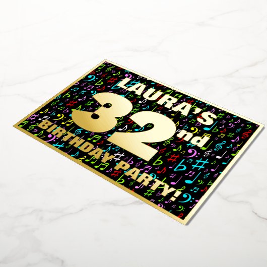 第32回誕生日パーティー – おもしろい、音楽カラフル記号 箔招待状 (回転した状態)