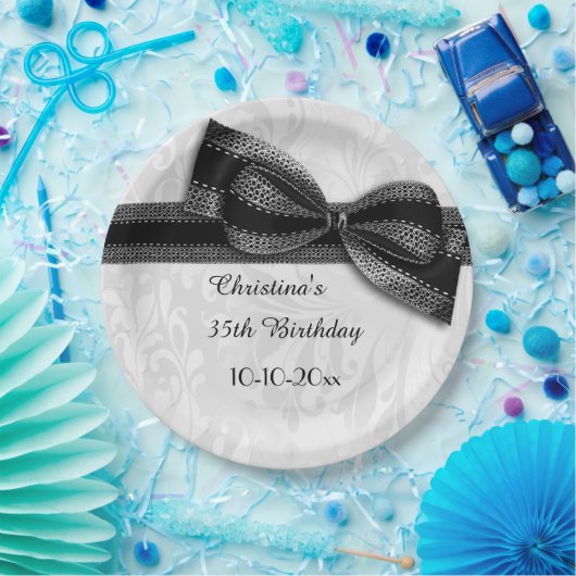 第35誕生日の黒いダマスク織およびフェイクな弓 ペーパープレート (パーティー)