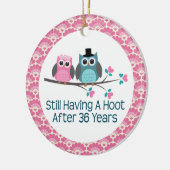 第36記念日のフクロウの結婚記念日のギフト セラミックオーナメント (左)