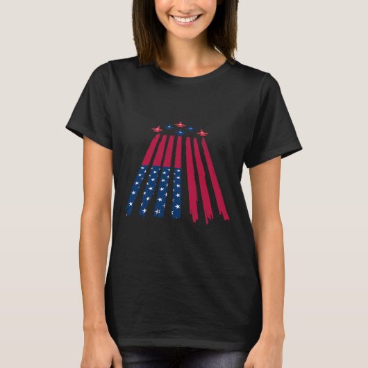 第4回7月4日独立記念日アメリカ国旗のフライ Tシャツ (正面)