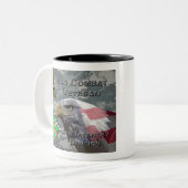 第4歩兵師団イラク戦闘退役軍人 ツートーンマグカップ (正面左)