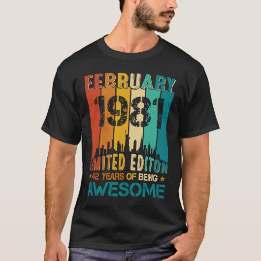 第42回誕生日1981年2月42歳の人生 Tシャツ (正面)