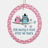 第44記念日のフクロウの結婚記念日のギフト セラミックオーナメント (左)