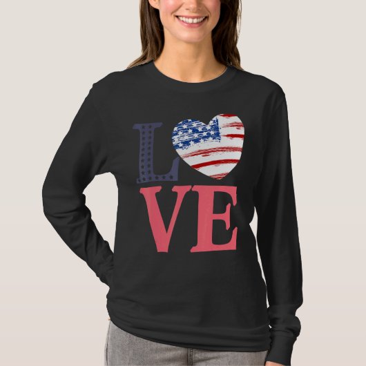 第47月4日愛国愛アメリカ国旗のハート Tシャツ (正面)