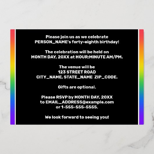第48回誕生日パーティー:おもしろい、レインボーカラフルパターン 箔招待状 (裏面)
