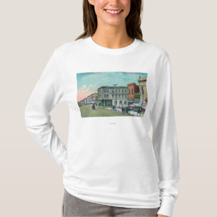第4 StreetSantaローザ、カリフォルニアの眺め Tシャツ
