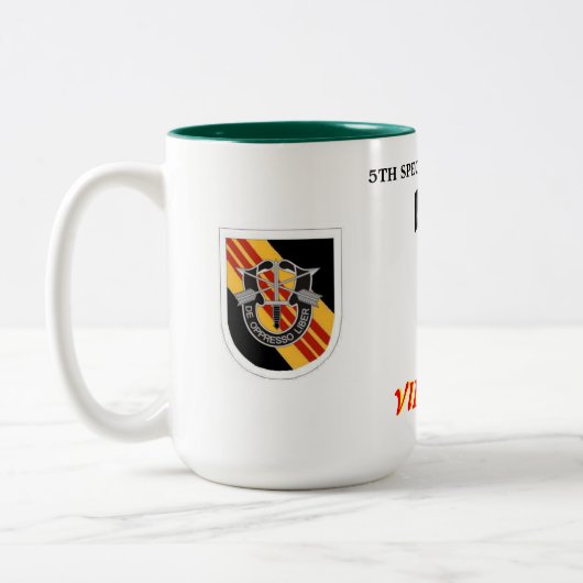 第5特殊部隊のグループのベトナムの医者のマグ ツートーンマグカップ (左)