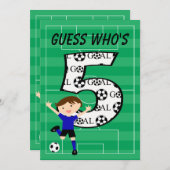 第5誕生日のブルーとブラックのサッカーゴールv2 招待状 (正面/裏面)