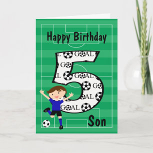 第5誕生日の青および黒いサッカーのゴールカード カード