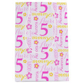 第5誕生日ピンクイエロー名前をカスタムする抱き枕 ミディアムペーパーバッグ (正面)