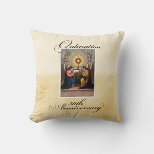 第50回聖霊祭壇の天使 クッション (正面)